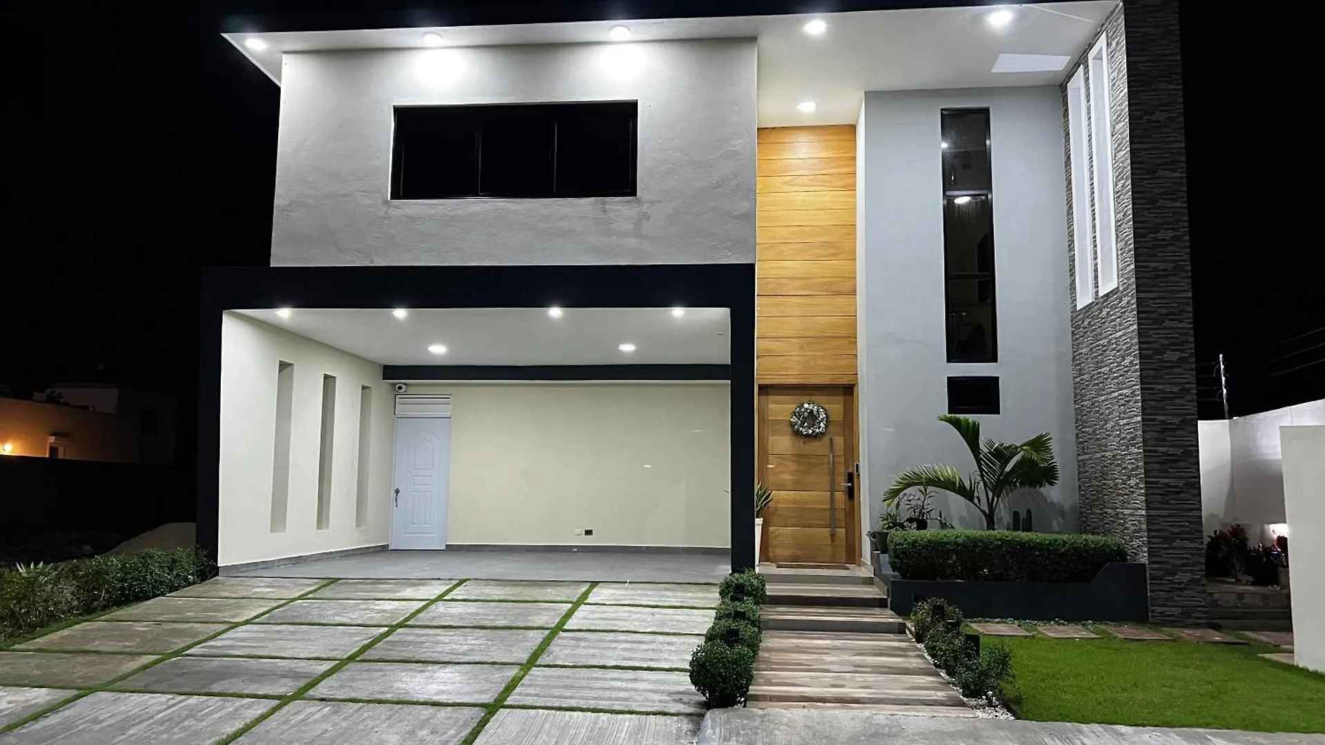 Tu Villa De Lujo En 